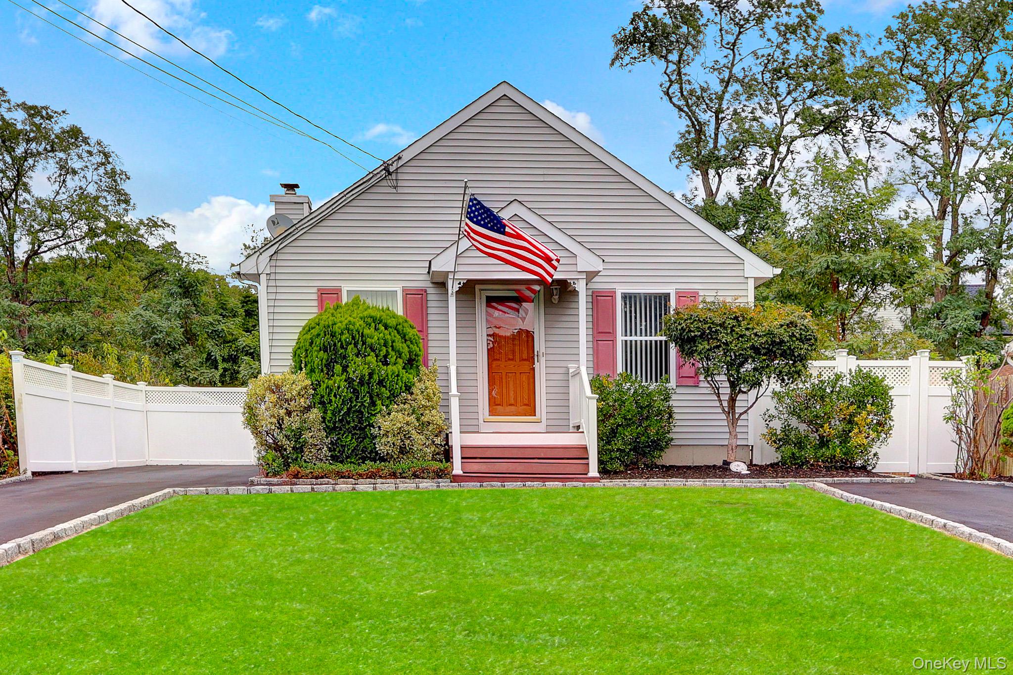 143 S Evergreen Drive — photo