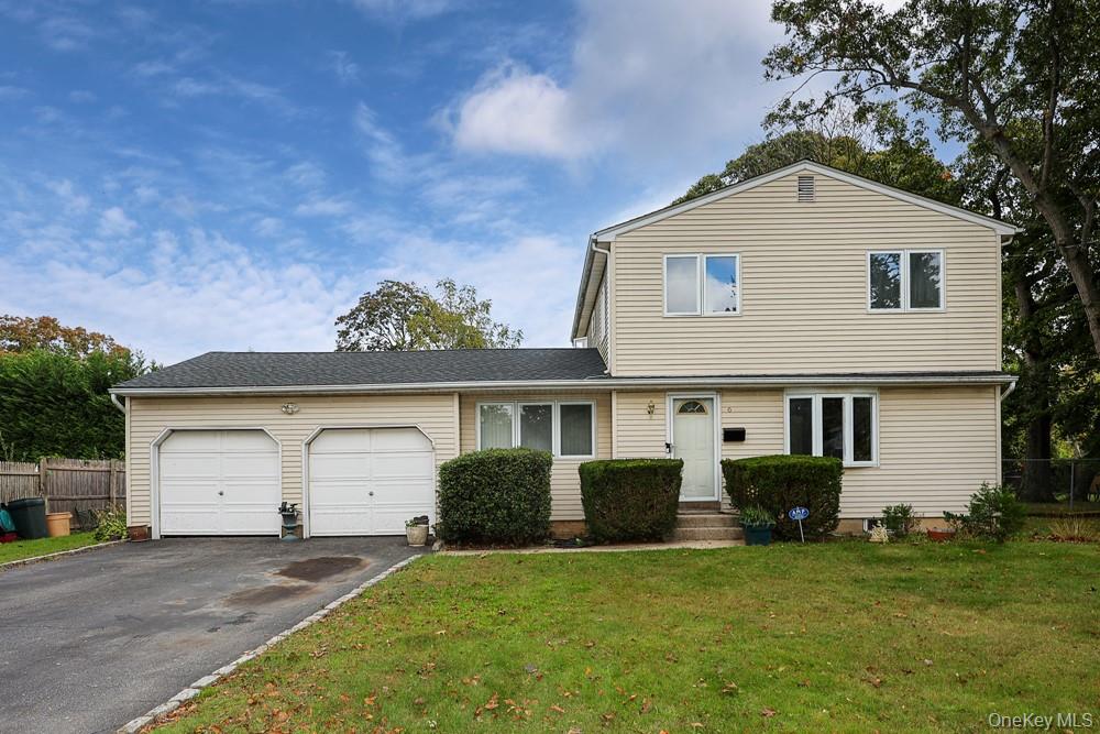 6 Pineview Boulevard, Islip, NY 11772 — photo 2