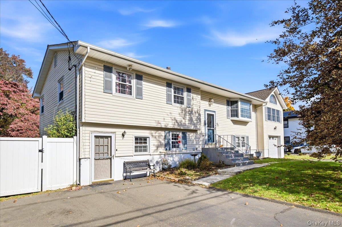 32 Gilmore Drive — photo