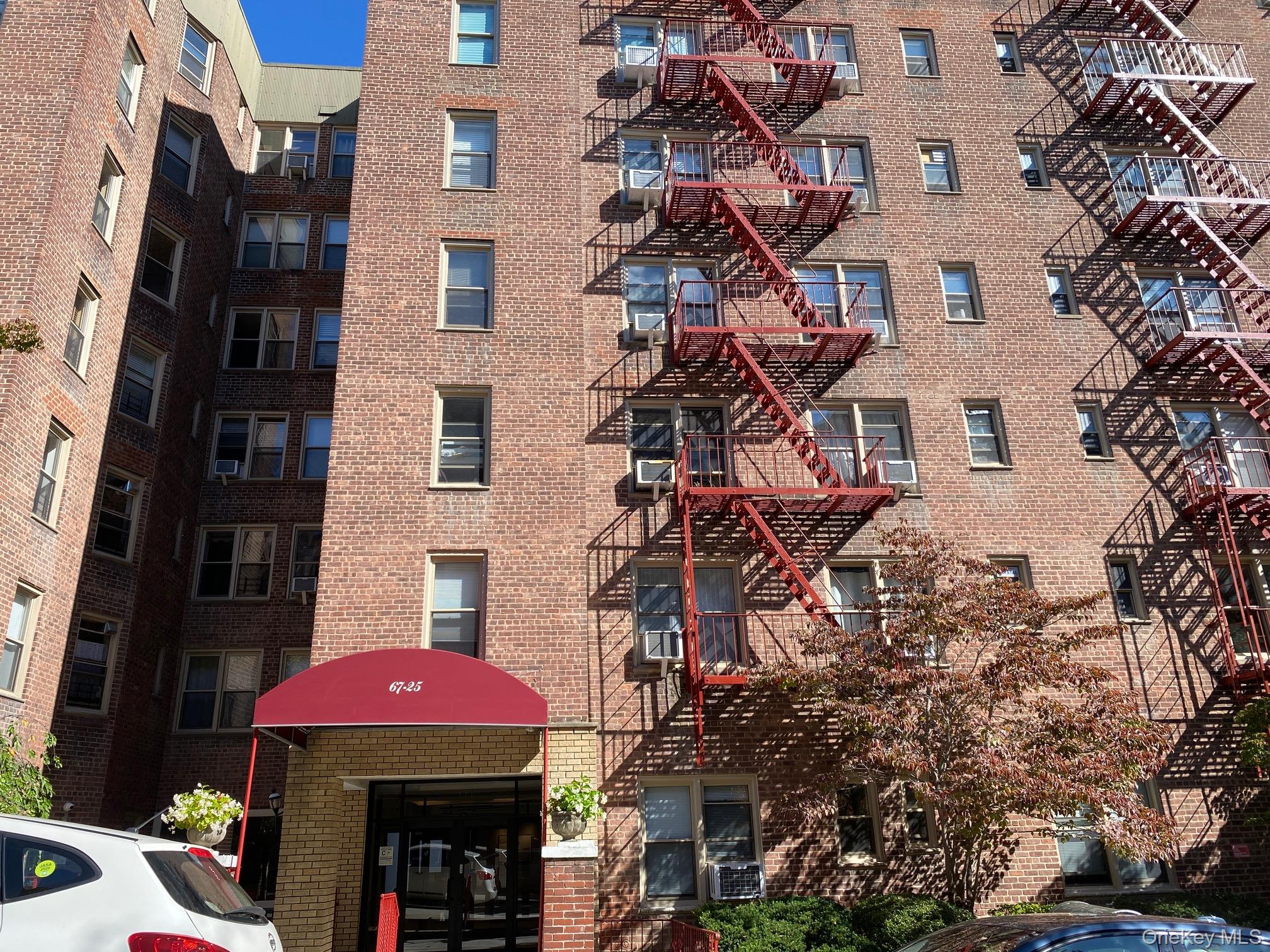 67-25 Clyde Street Unit 1K — photo