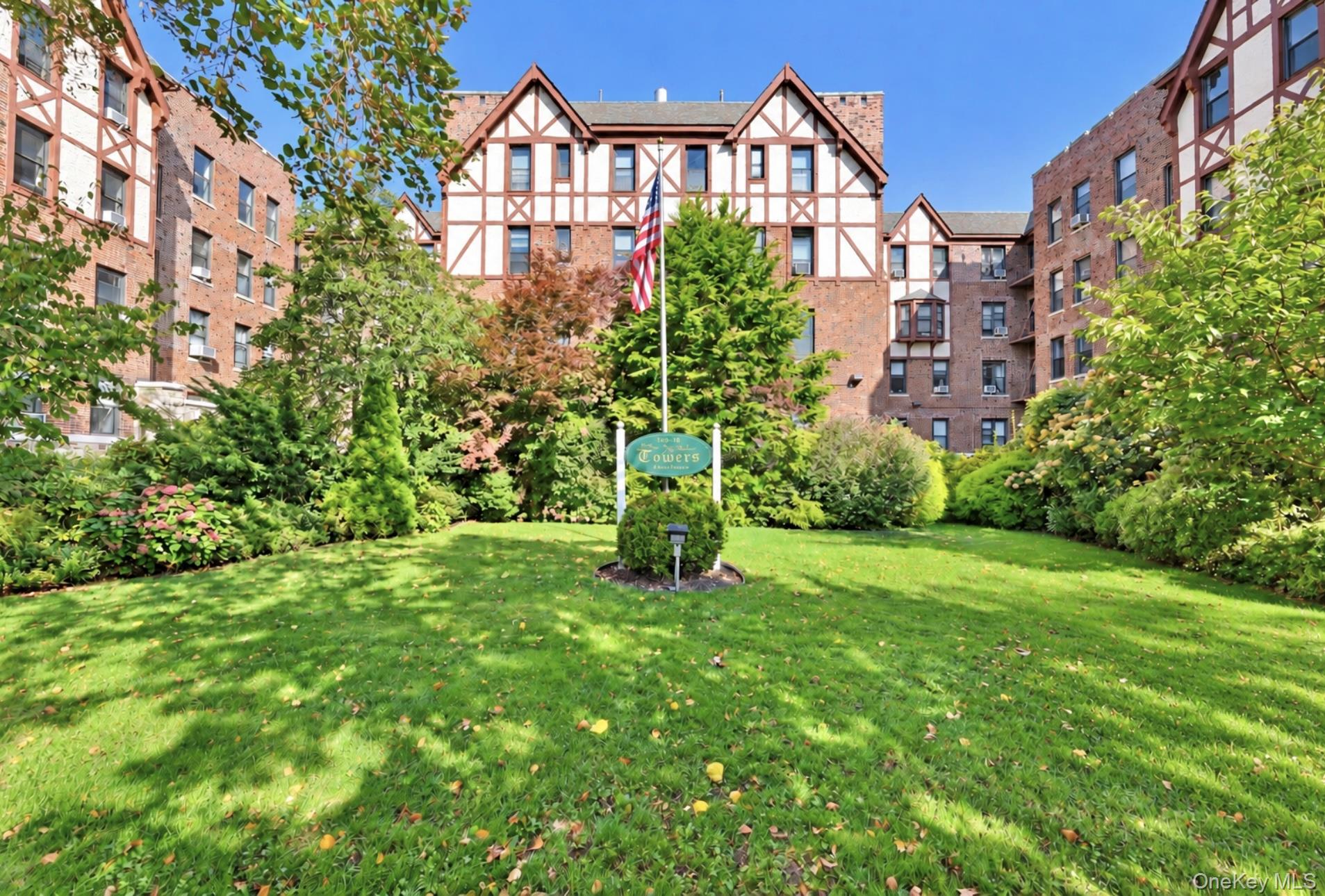 160-15 Powells Cove Boulevard #D3 — photo