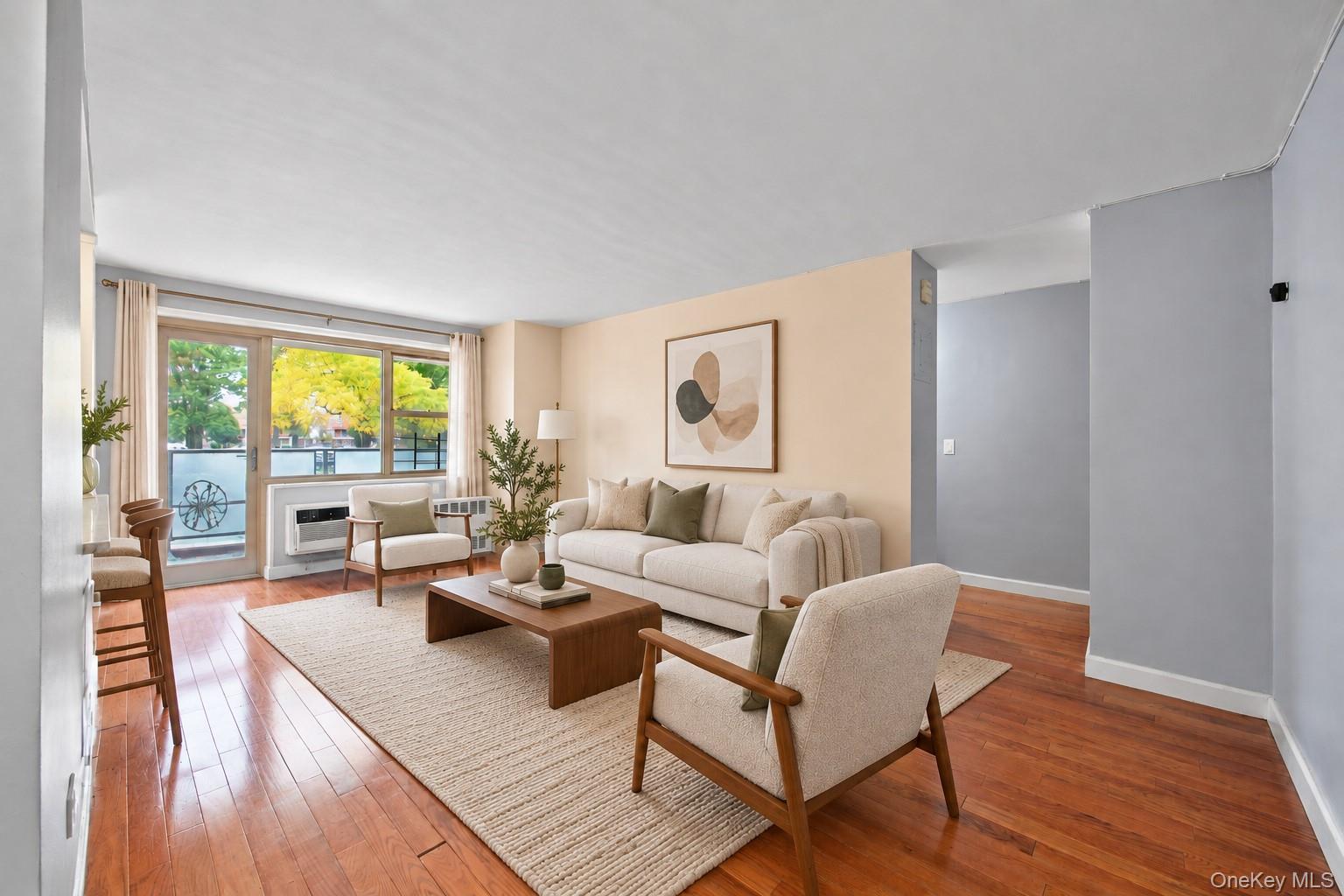 200 Cozine Avenue Unit Apt1E — photo