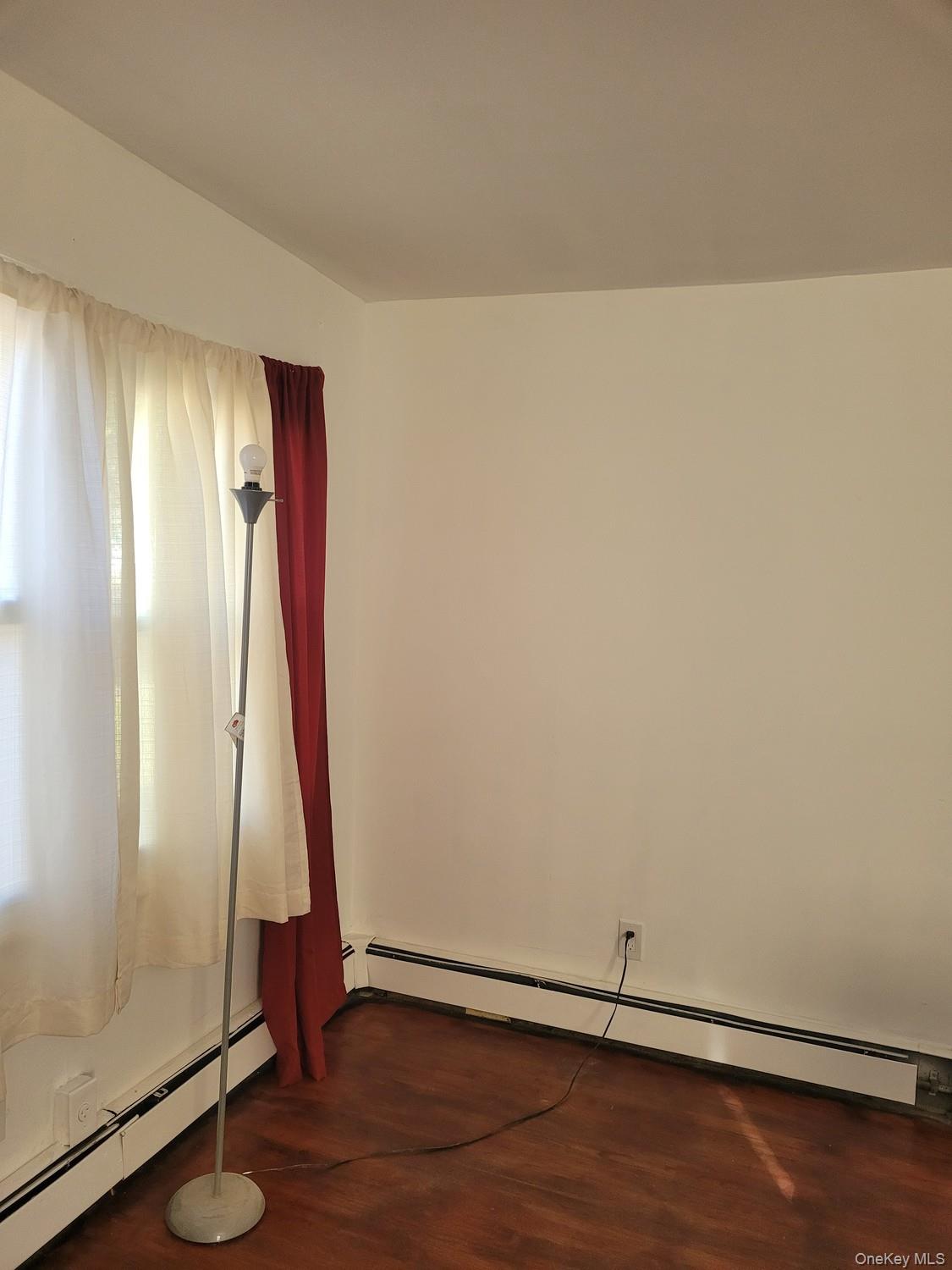 Home in Babylon, NY 11798 — photo 2