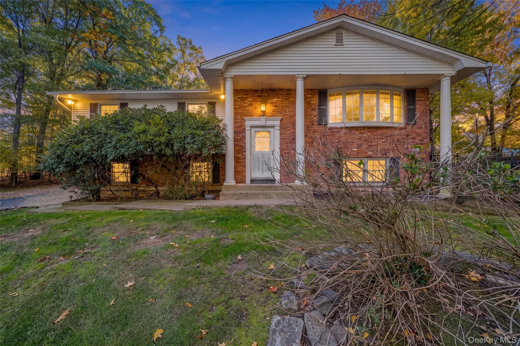 7 Almond Court — photo
