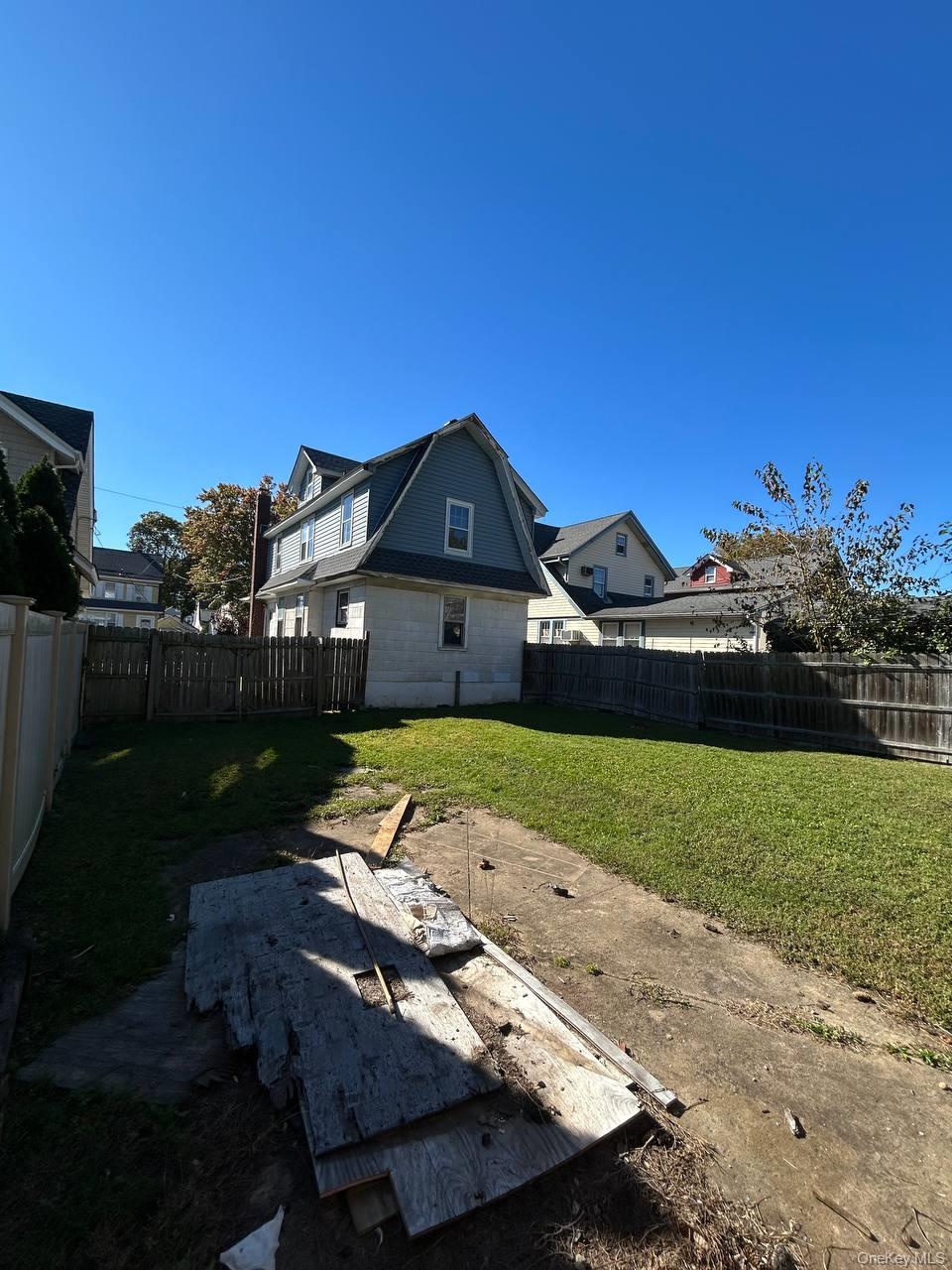 4 Everett Street, Hempstead, NY 11563 — photo 3