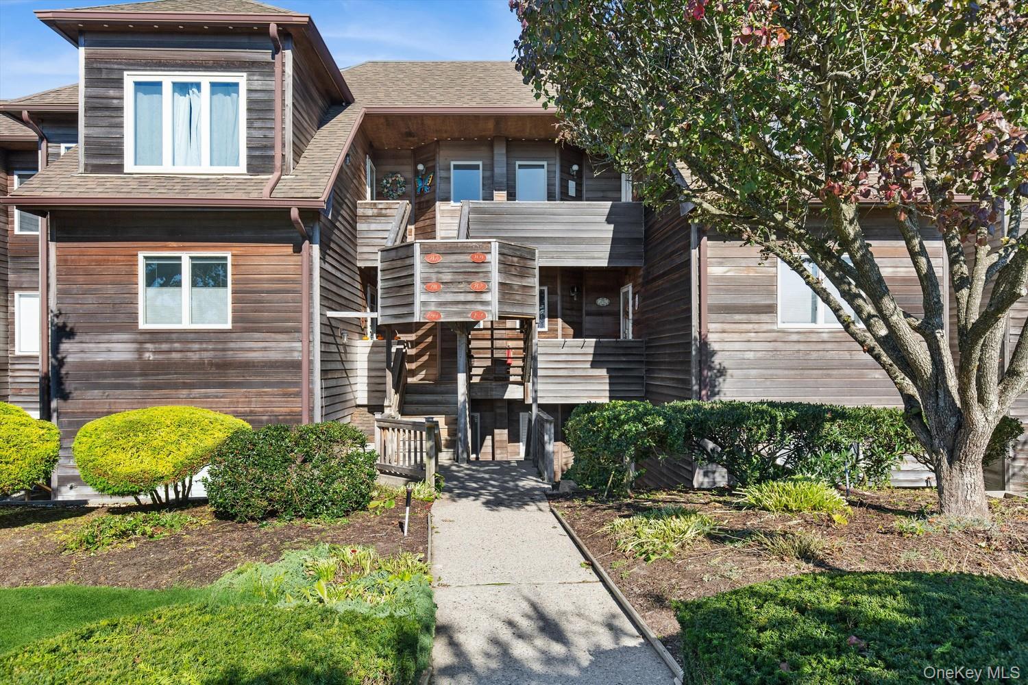 207 Fox Hill Drive — photo