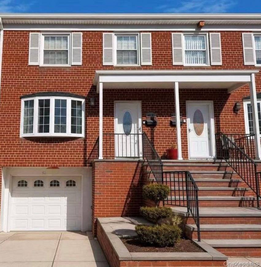 6337 Douglaston Parkway — photo