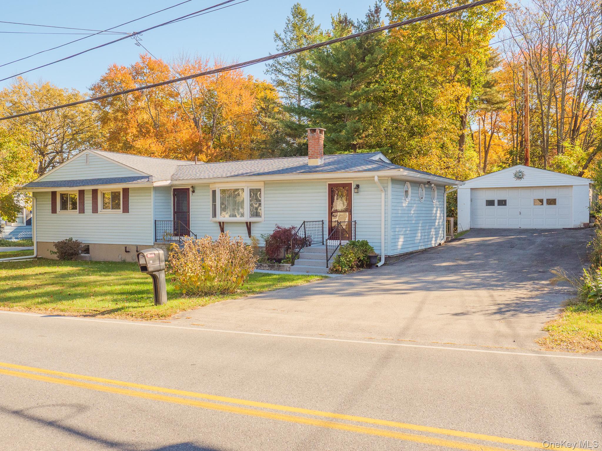18 E Dorsey Lane — photo