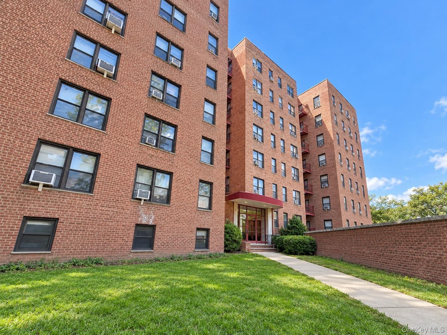 150-30 71th Avenue Unit 2J — photo