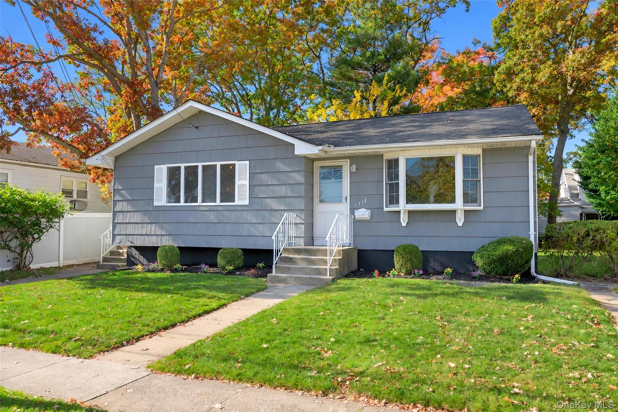 1712 Trinity Street — photo