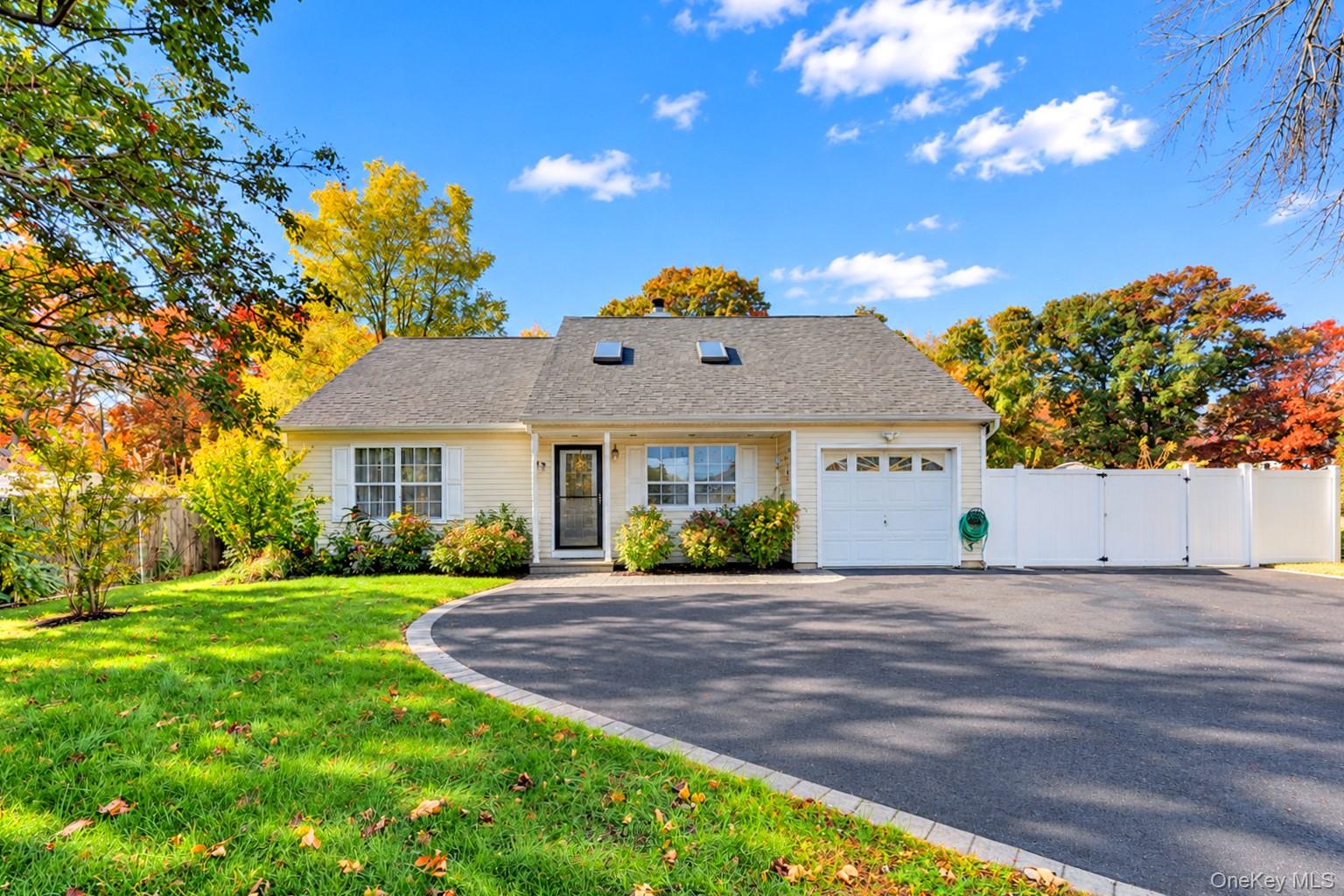 31 Chris Matt Court — photo
