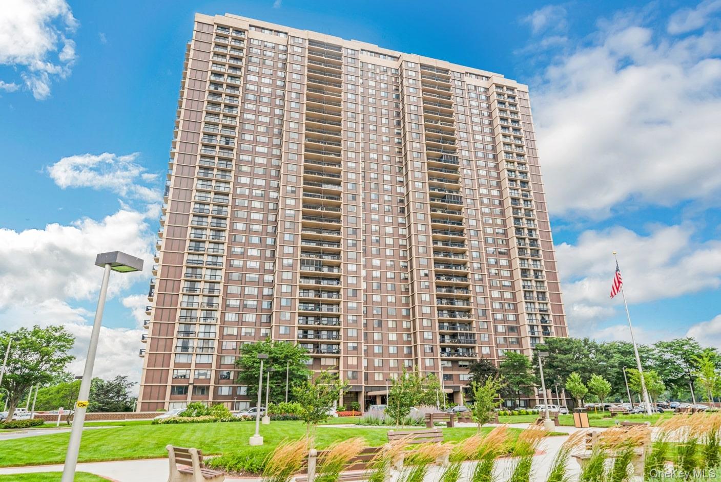 27110 Grand Central Parkway 33D — photo