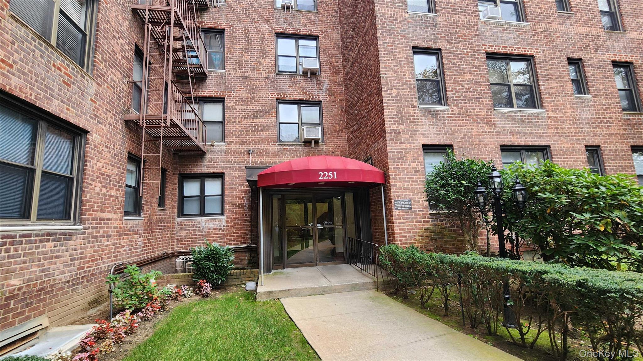 2251 Plumb 1st Street Unit 6B — photo
