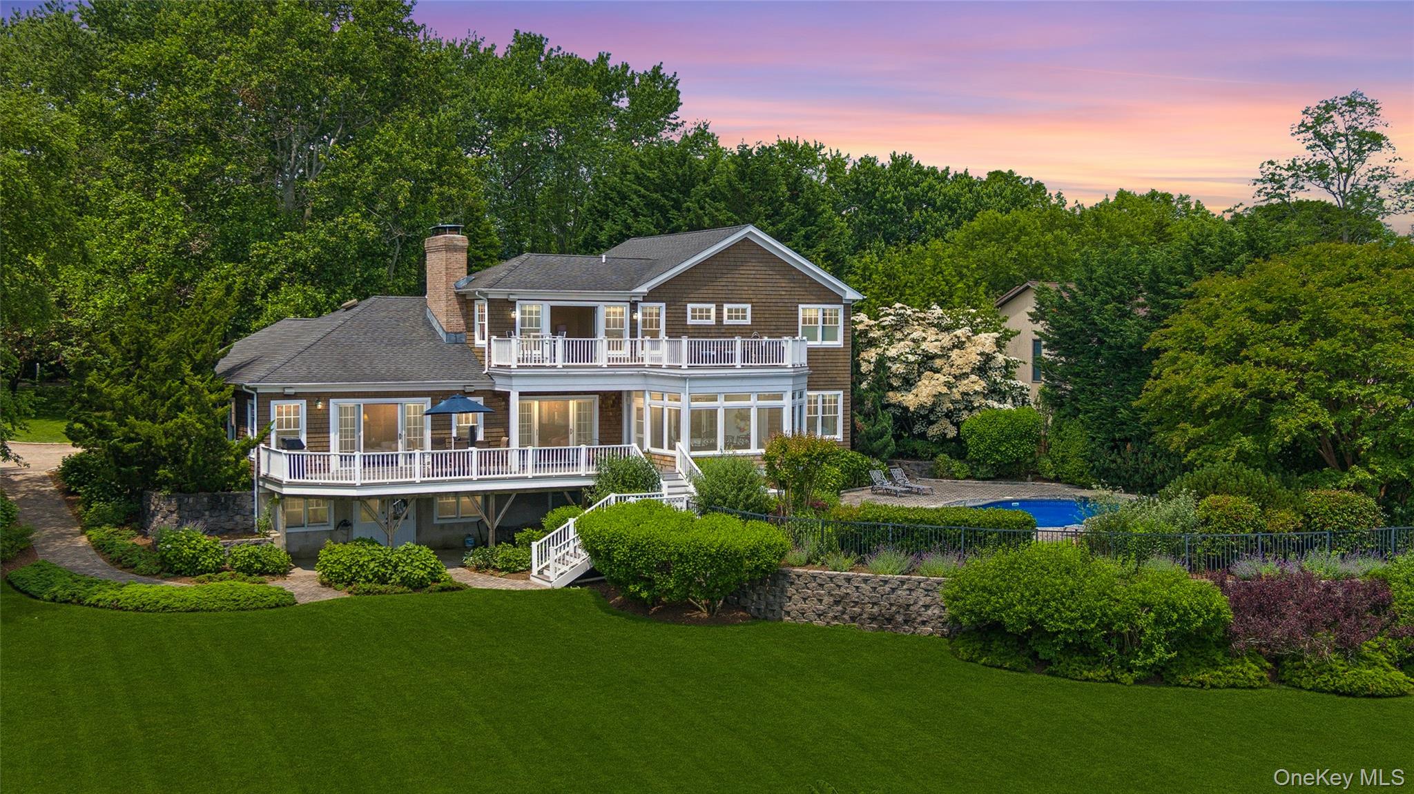 40 Overlook Drive — photo