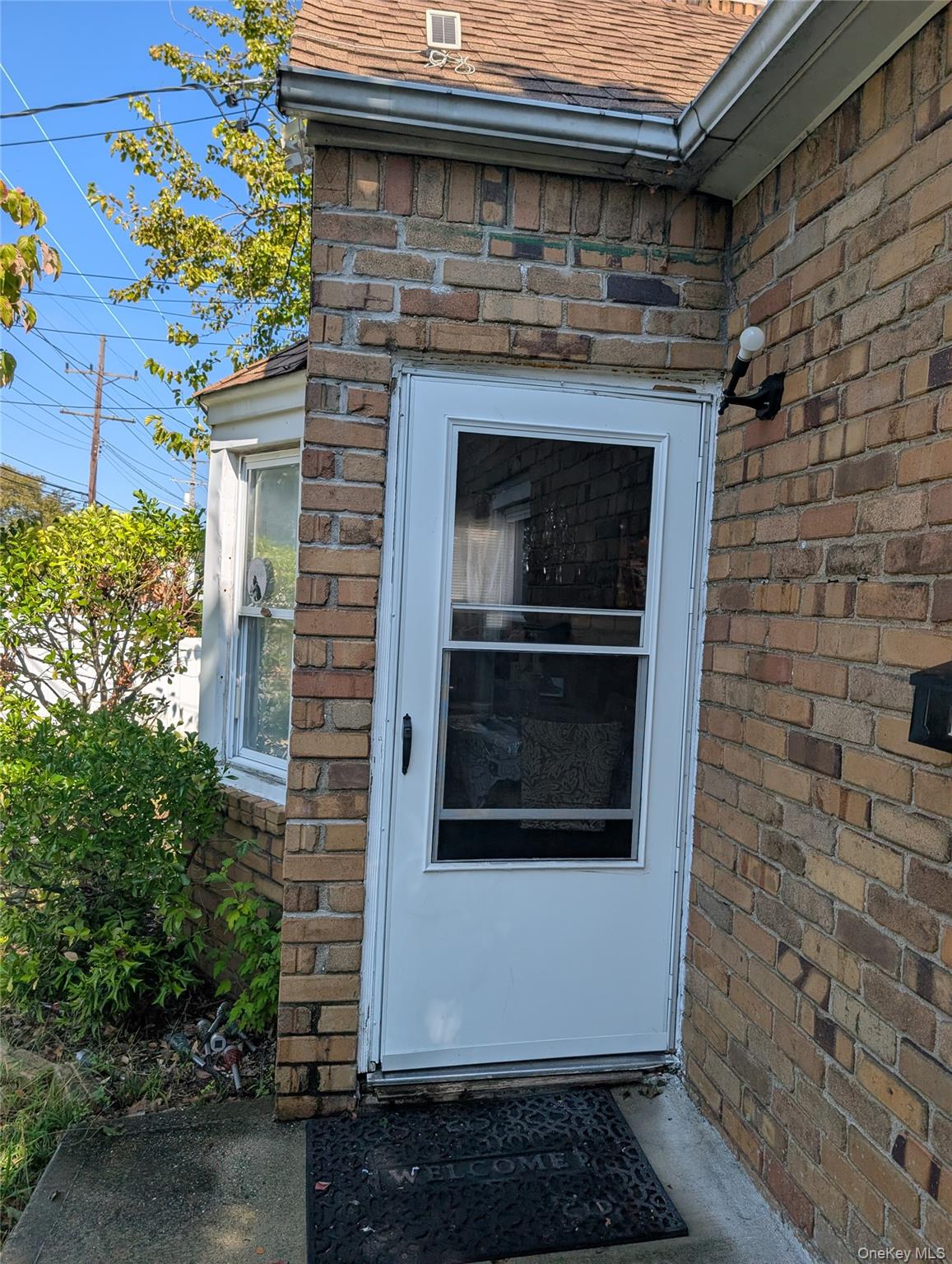 186 Westbury Boulevard — photo