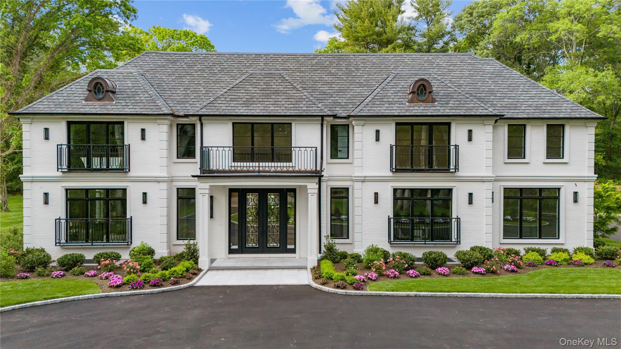 12 Quaker Ridge Drive — photo