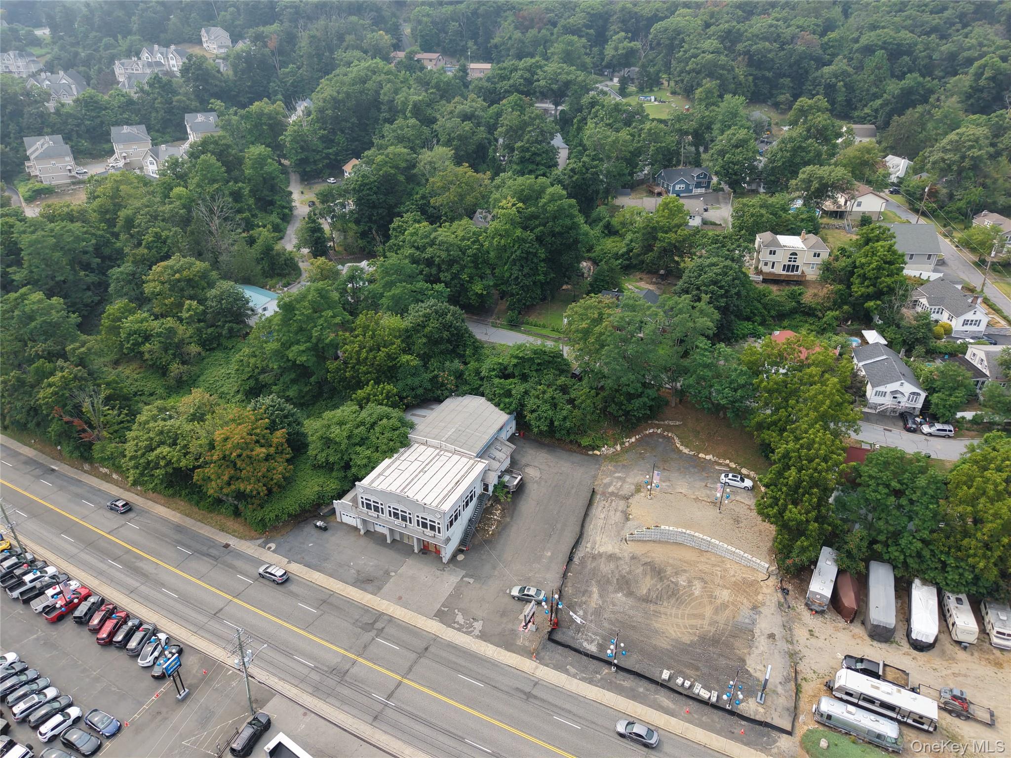 1005 Route 9W — photo