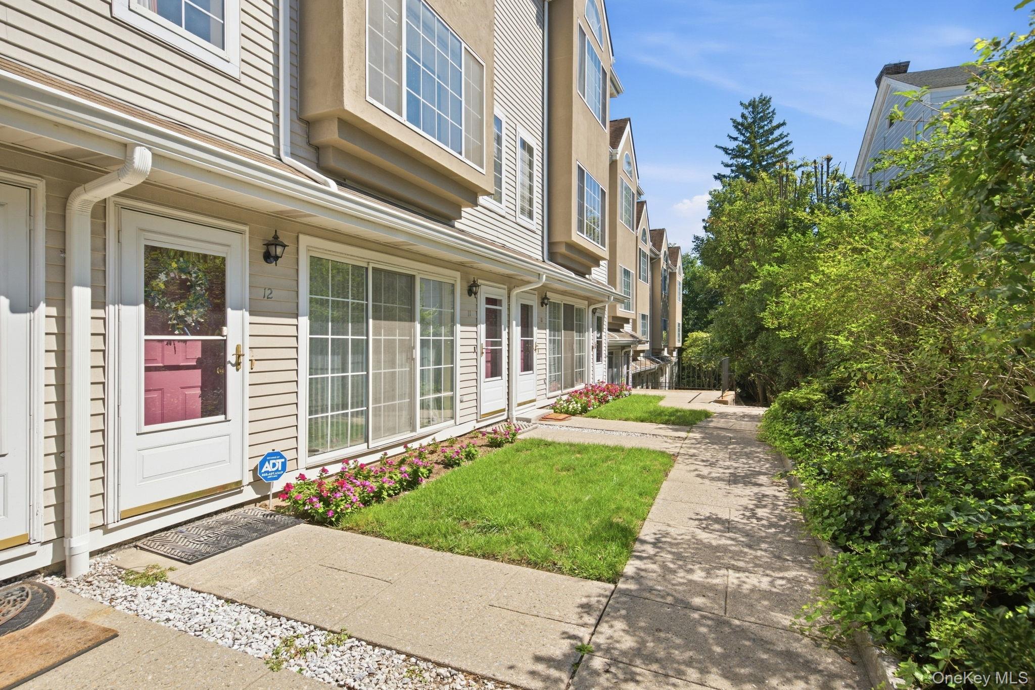 12 Soundview Street — photo