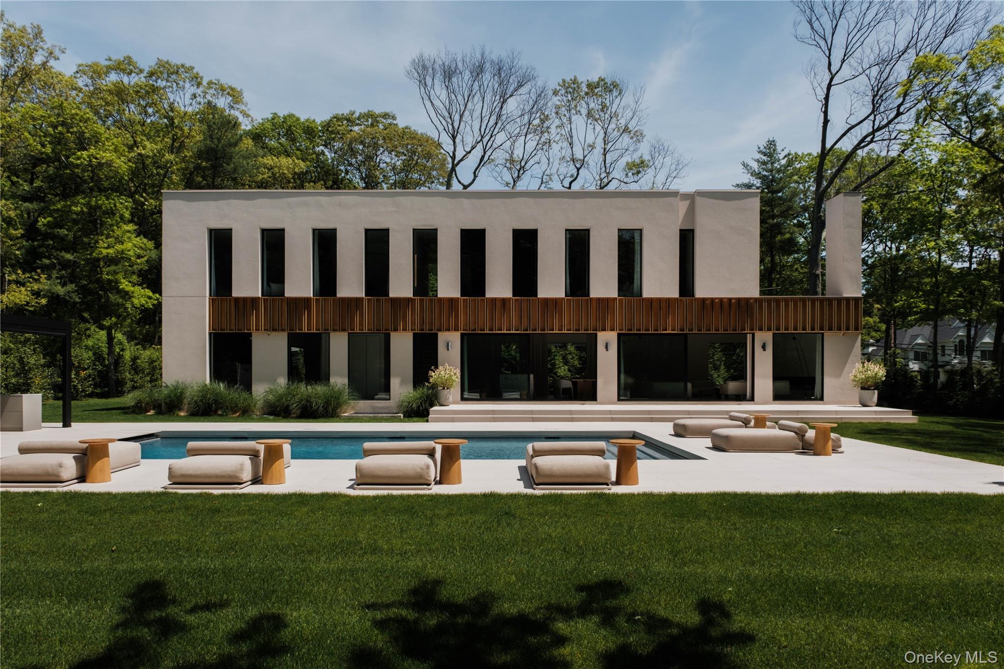 96 Godfrey Lane — photo