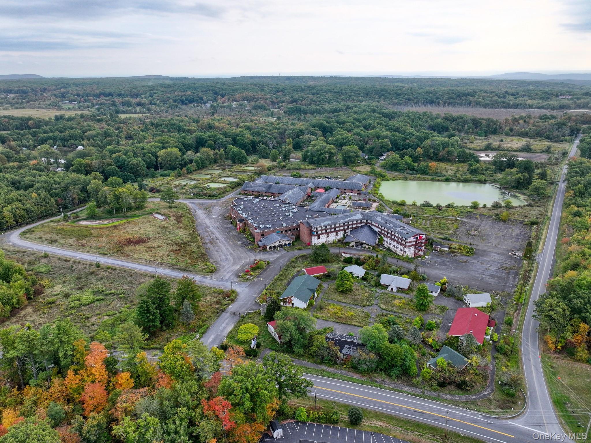 4858 Route 32 — photo