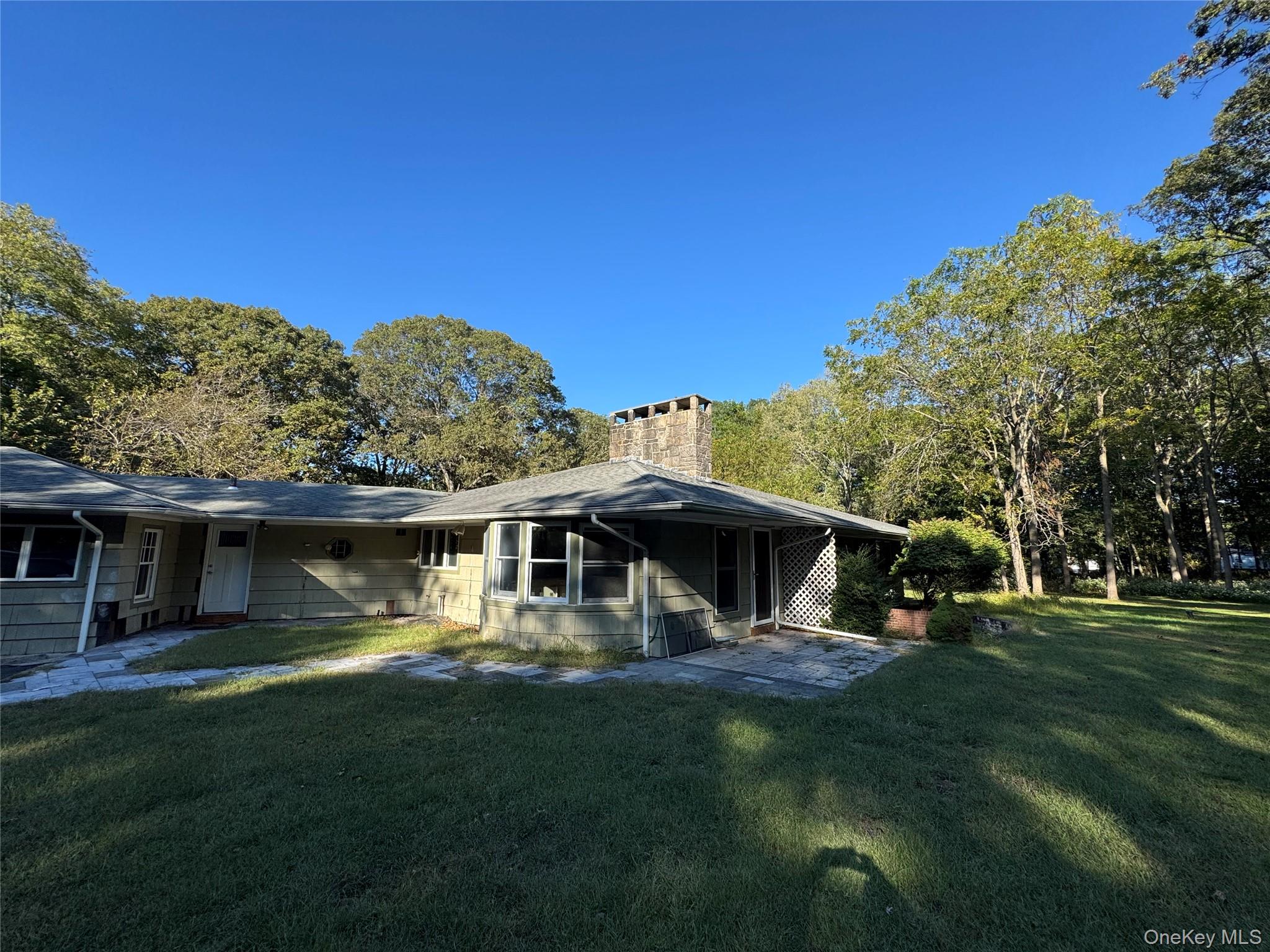 33 Mount Sinai Coram Road — photo