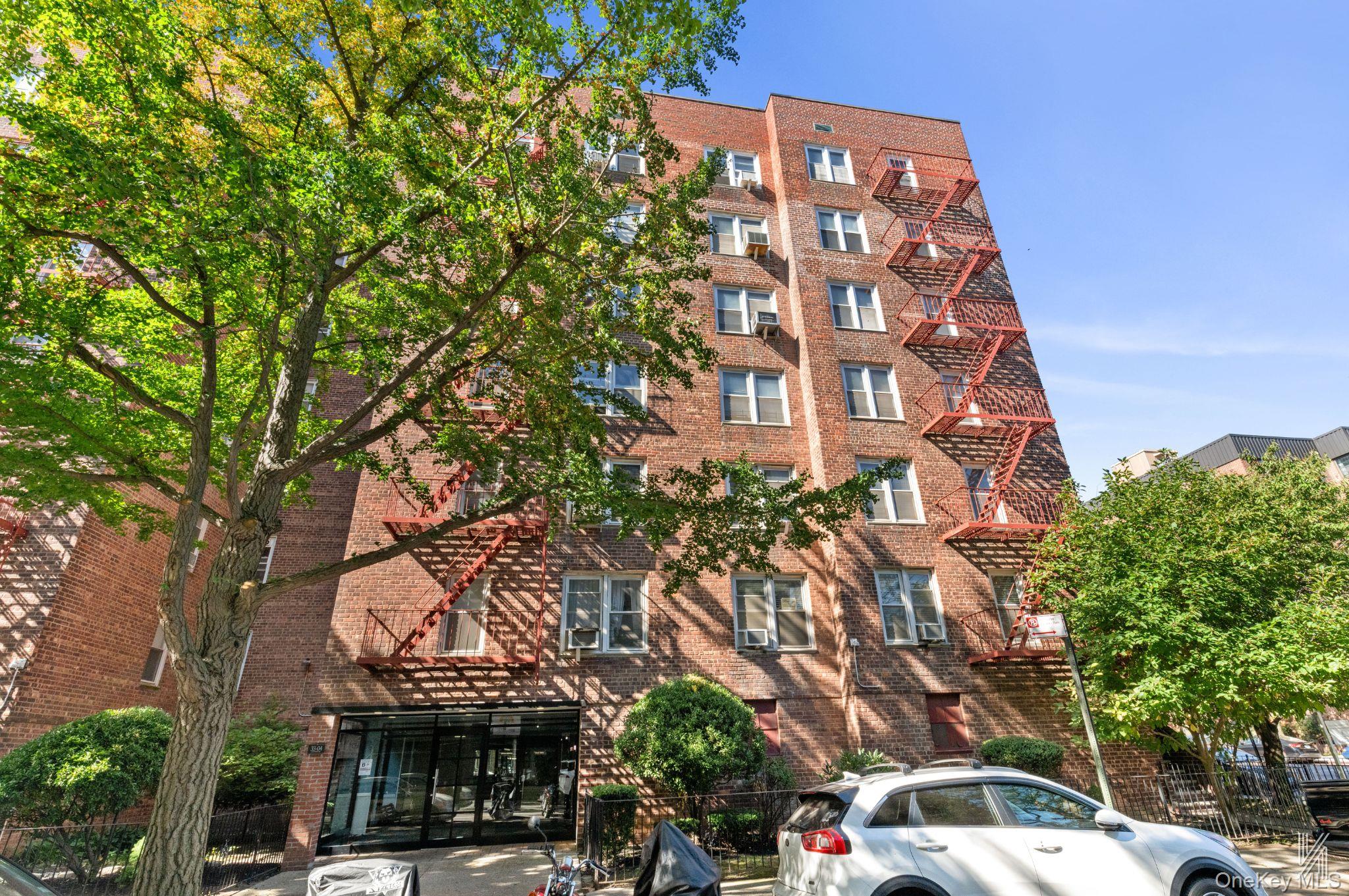 33-04 91st Street 5L — photo