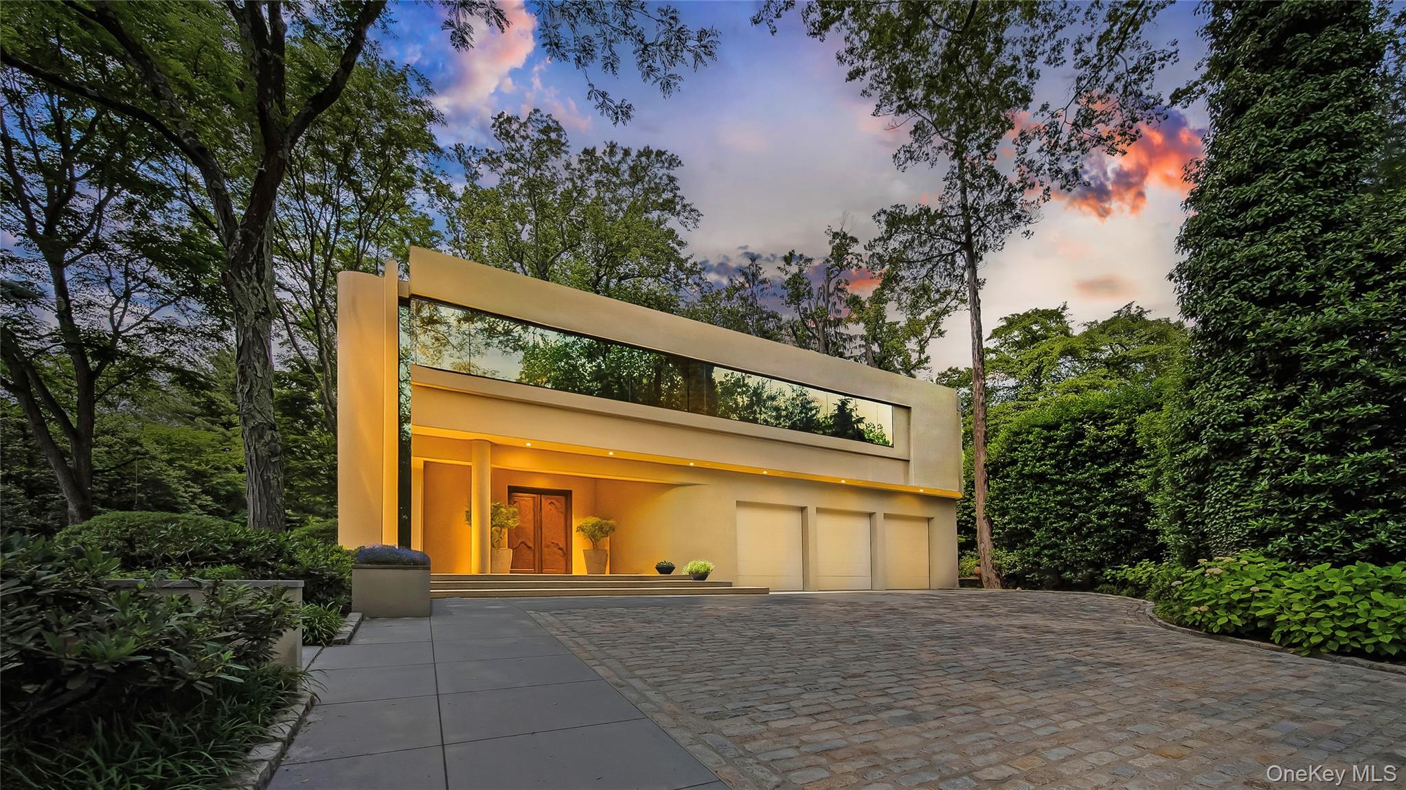 7 Folie Court — photo