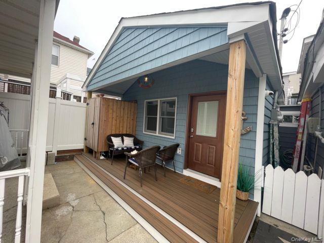190 Beach 109th Street — photo
