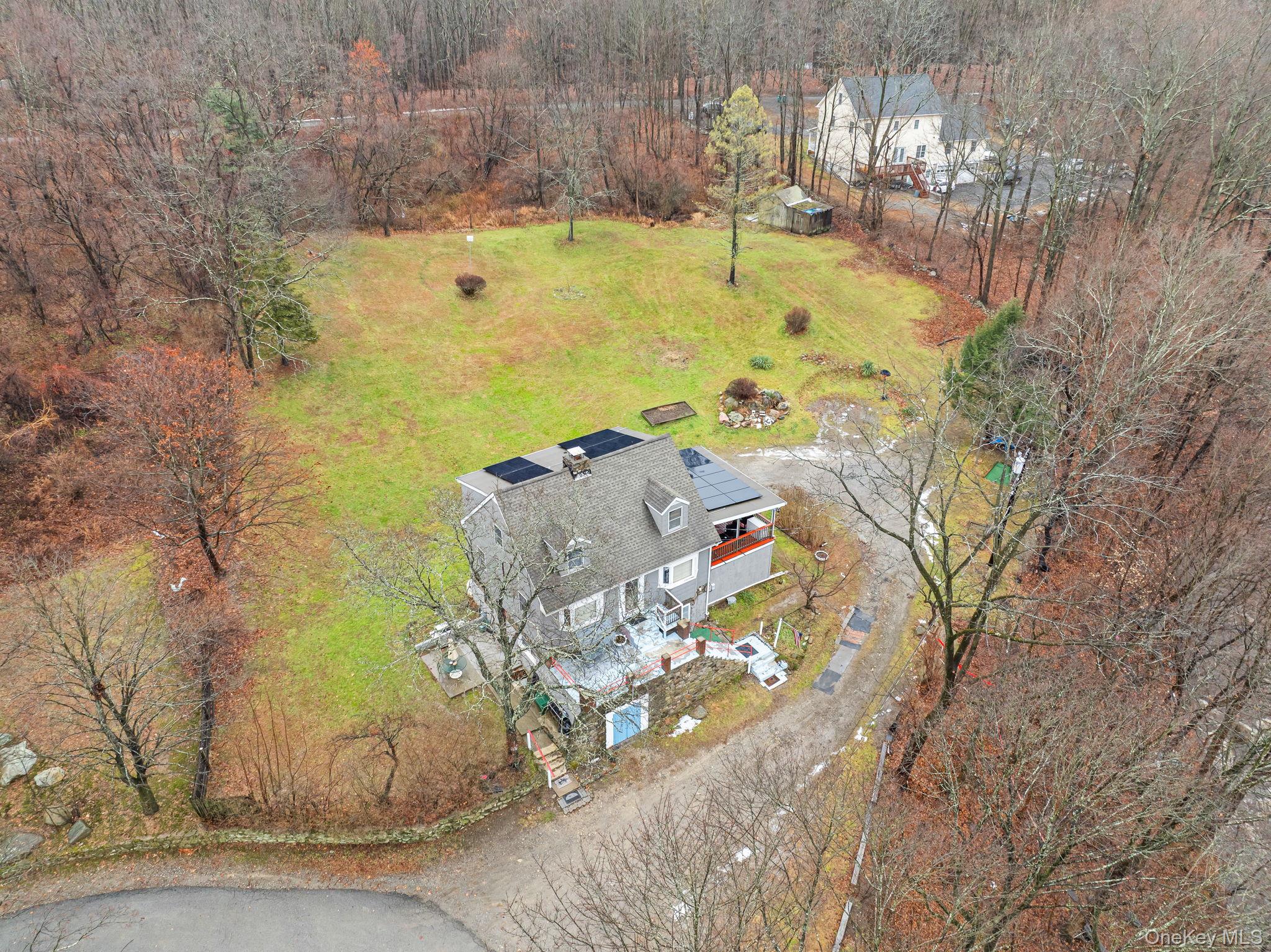 11 Cross Creek Road — photo