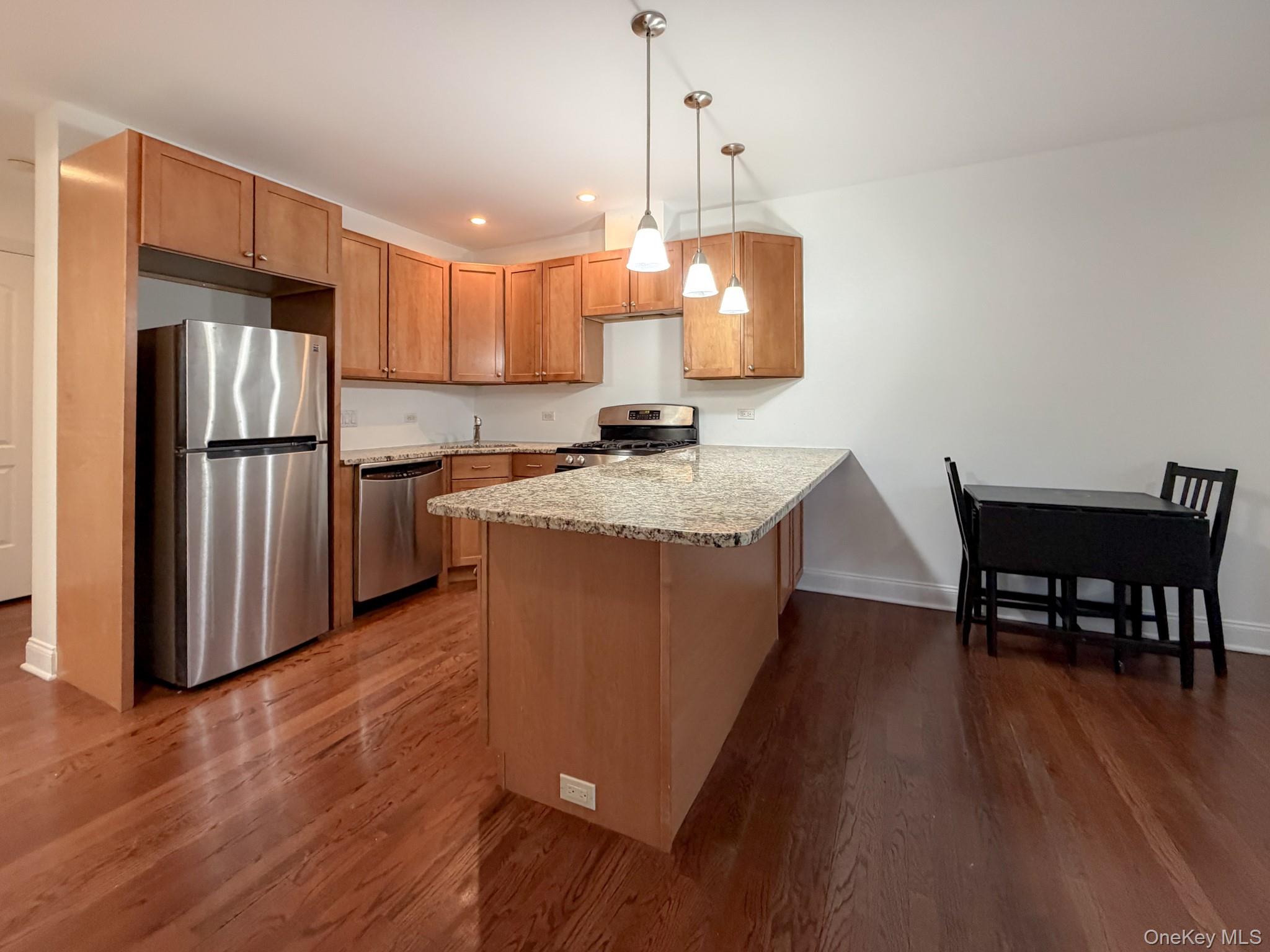 183 Beach 100th Street 6B — photo
