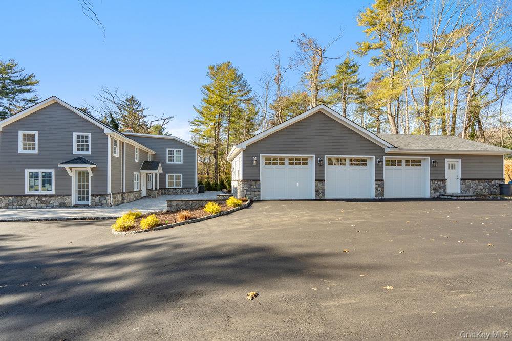 89 Mill River Road — photo