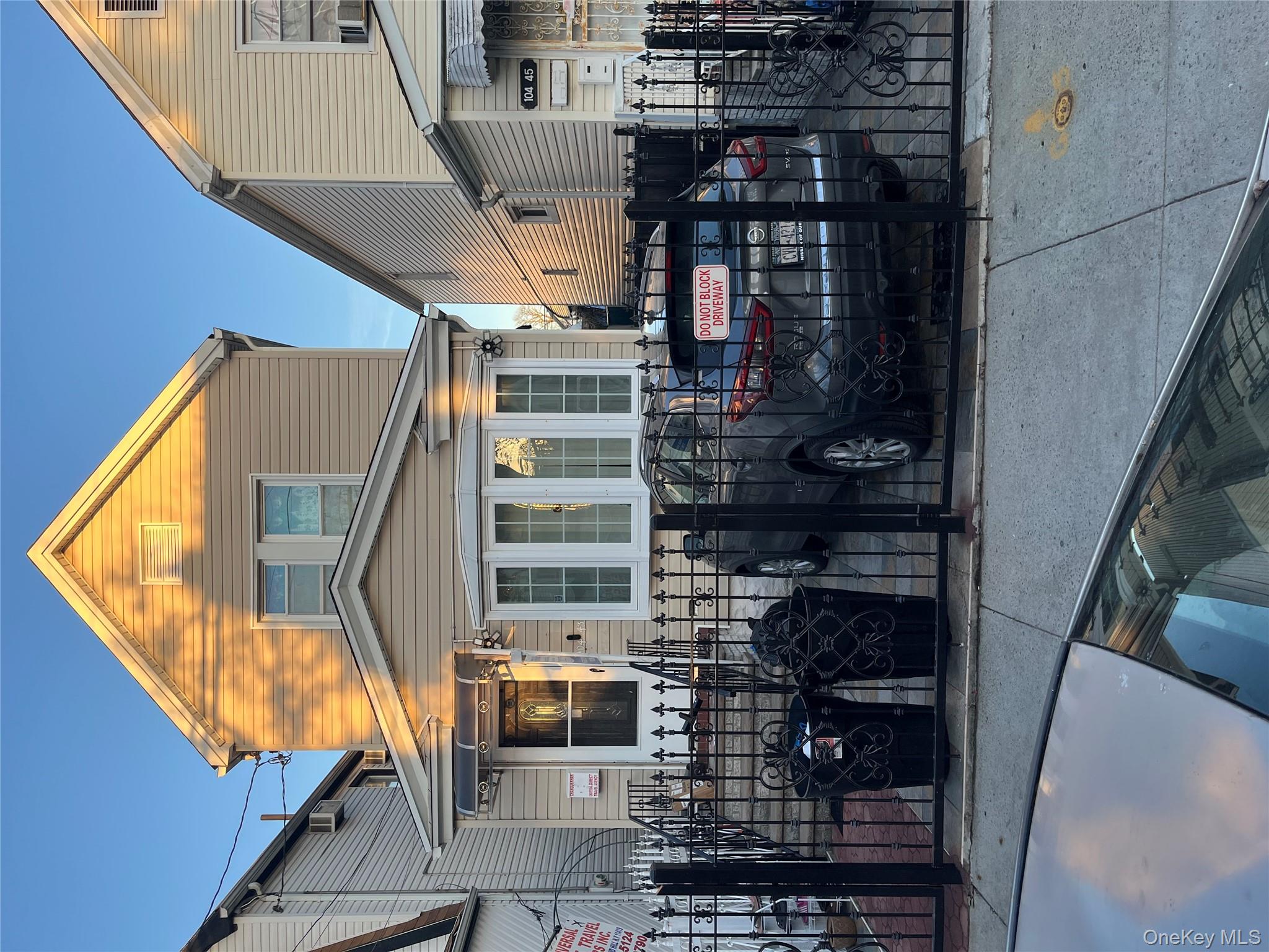 10443 120th Street — photo