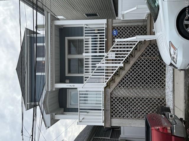120 E 6th Road — photo