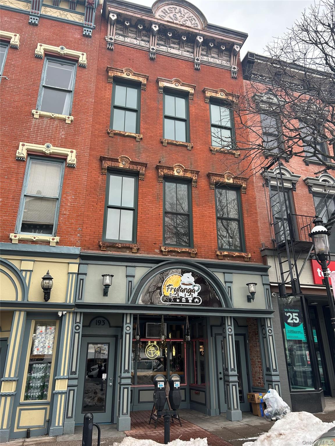 193 Main Street — photo