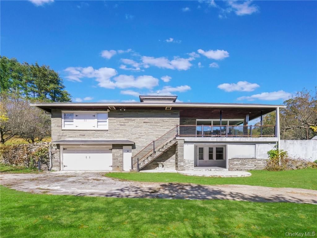 6204 Route 52 — photo