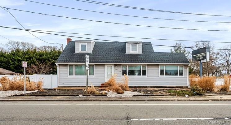 930 Sunrise Highway — photo