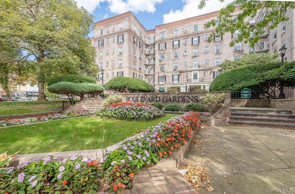 30-69 Hobart Street B3K — photo