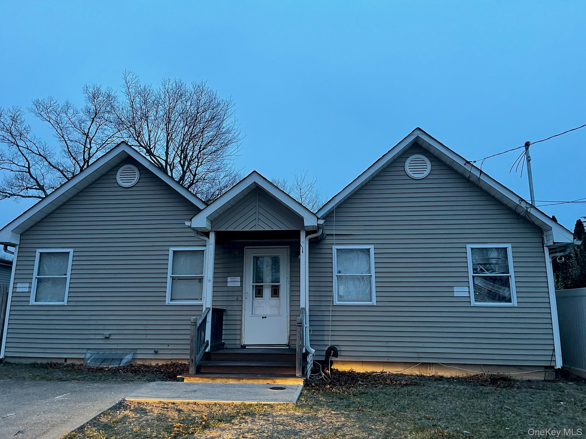113 Dakota Street — photo