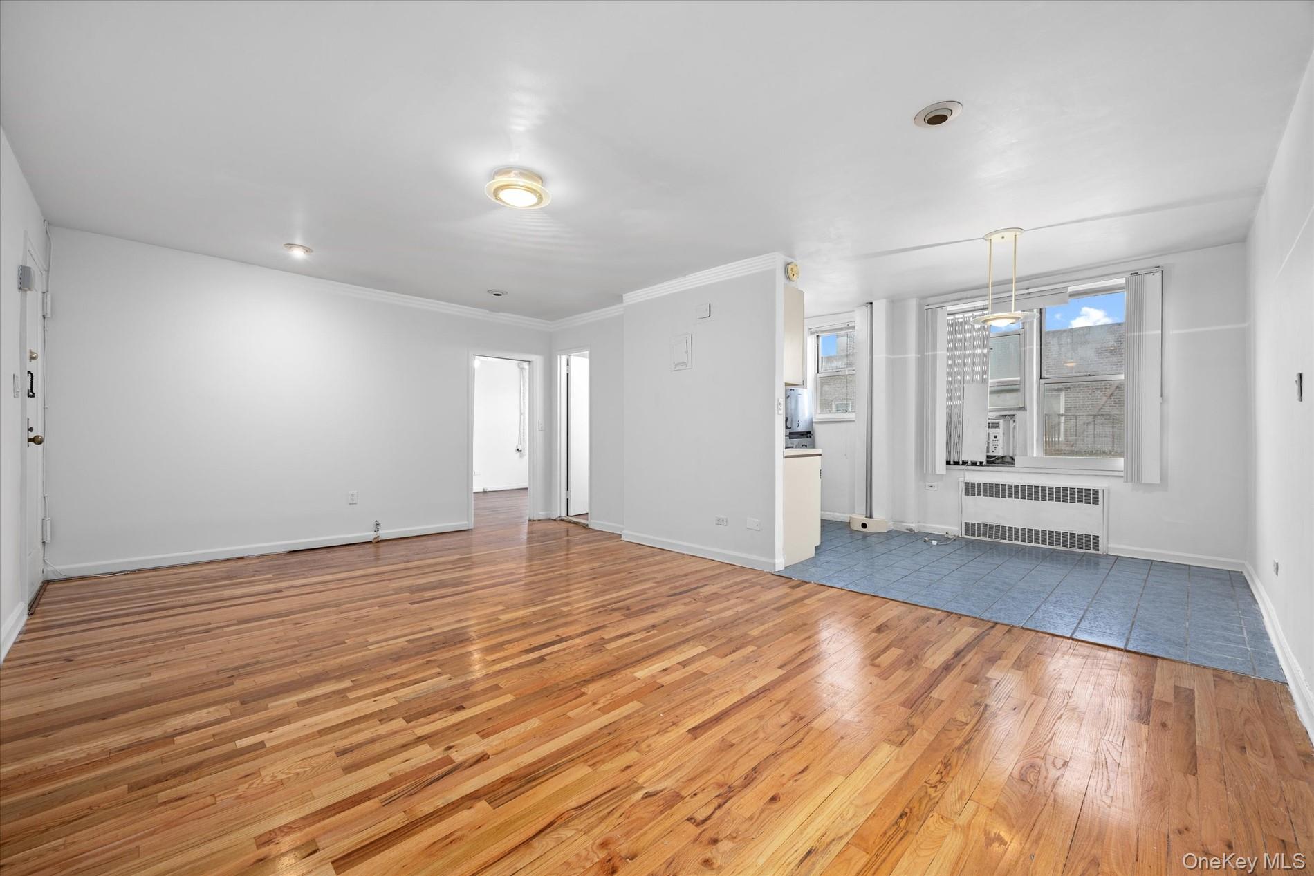 67-30 Clyde Street 6G — photo