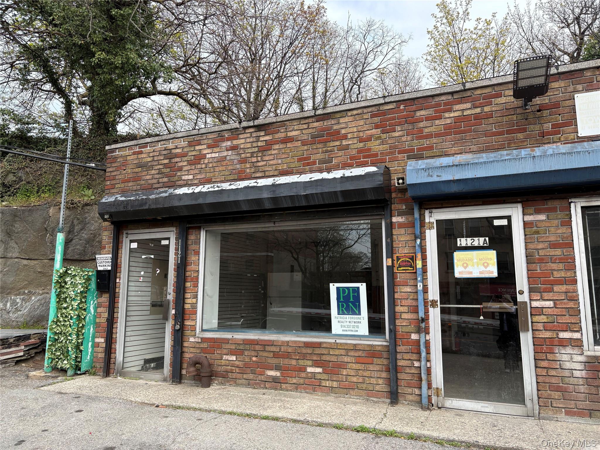 1121 Yonkers Ave Yonkers Avenue — photo