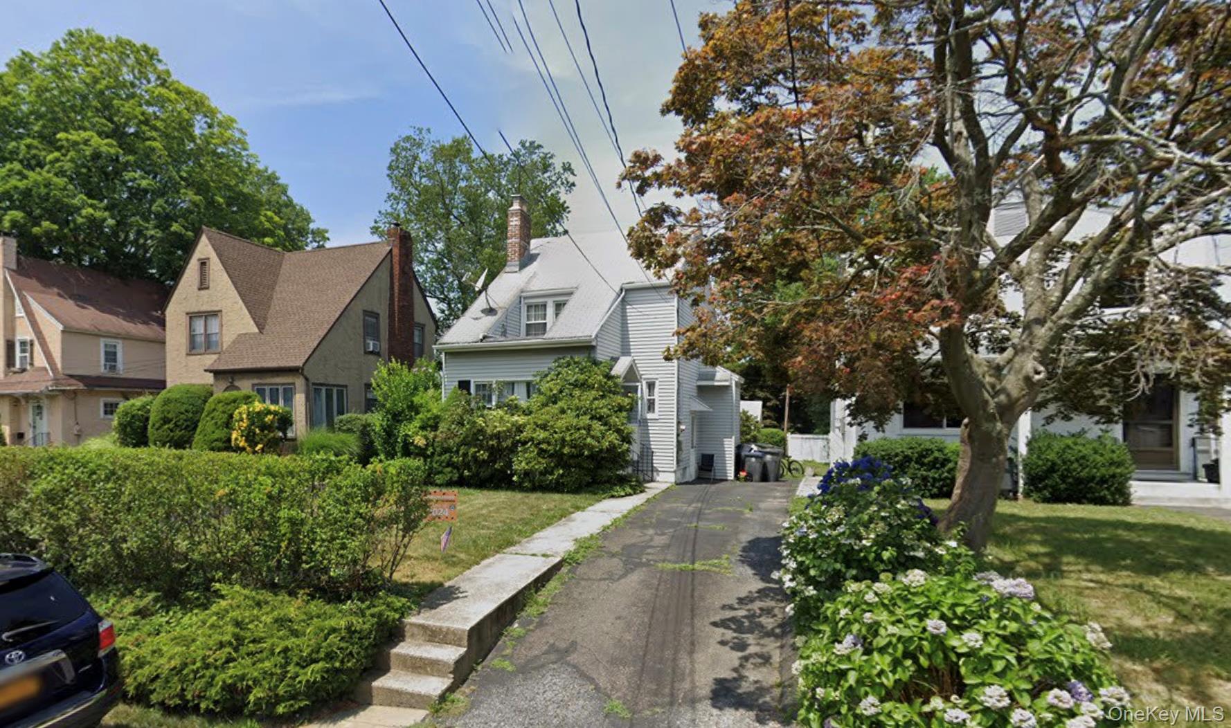 140 Grant Avenue — photo