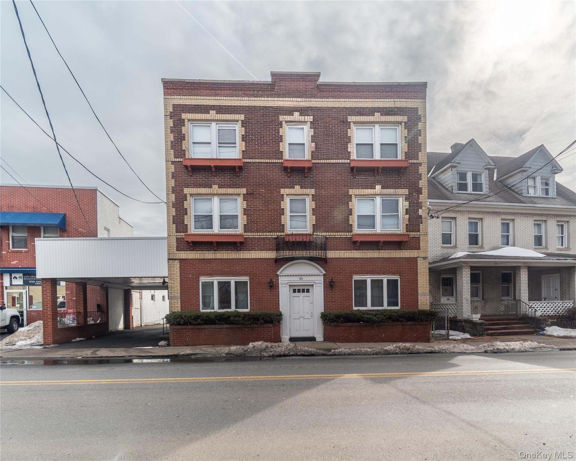 121 S Regent Street — photo