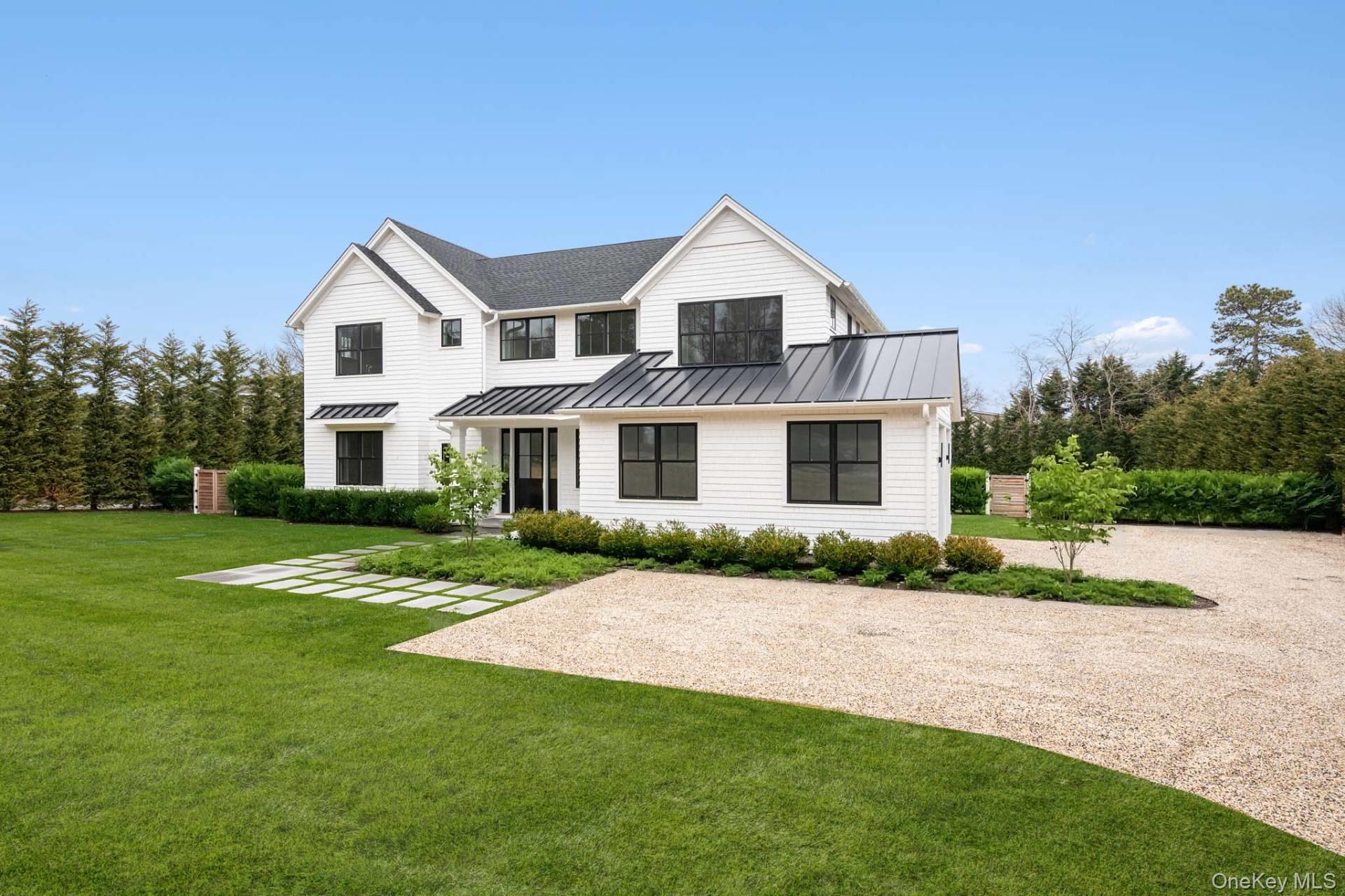 272 Montauk Highway — photo