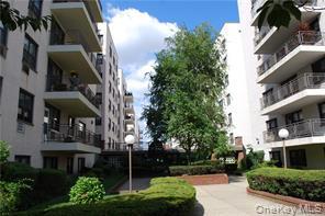 3080 Voorhies Avenue Unit 6F — photo