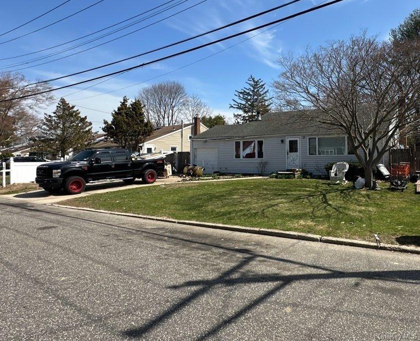 12 Glenwood Lane — photo