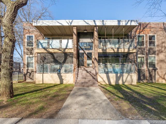12425 Flatlands Ave Flatlands Avenue — photo