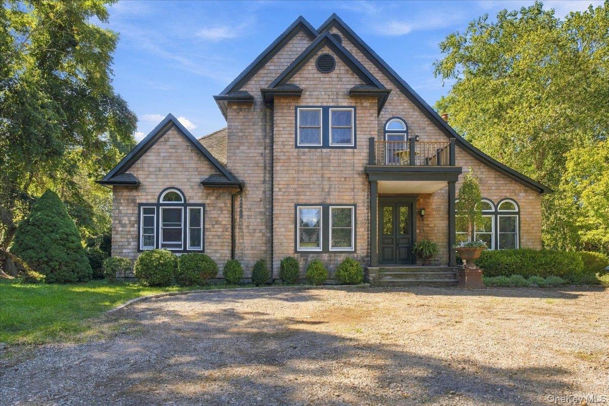 9 Locust Woods Drive — photo