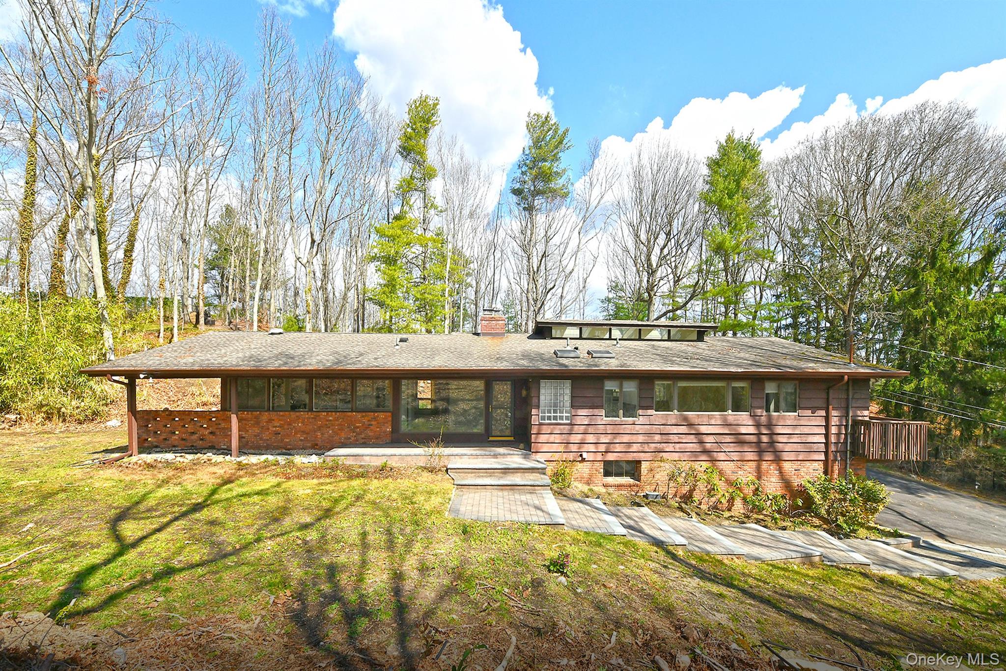 10 Ponderosa Drive — photo