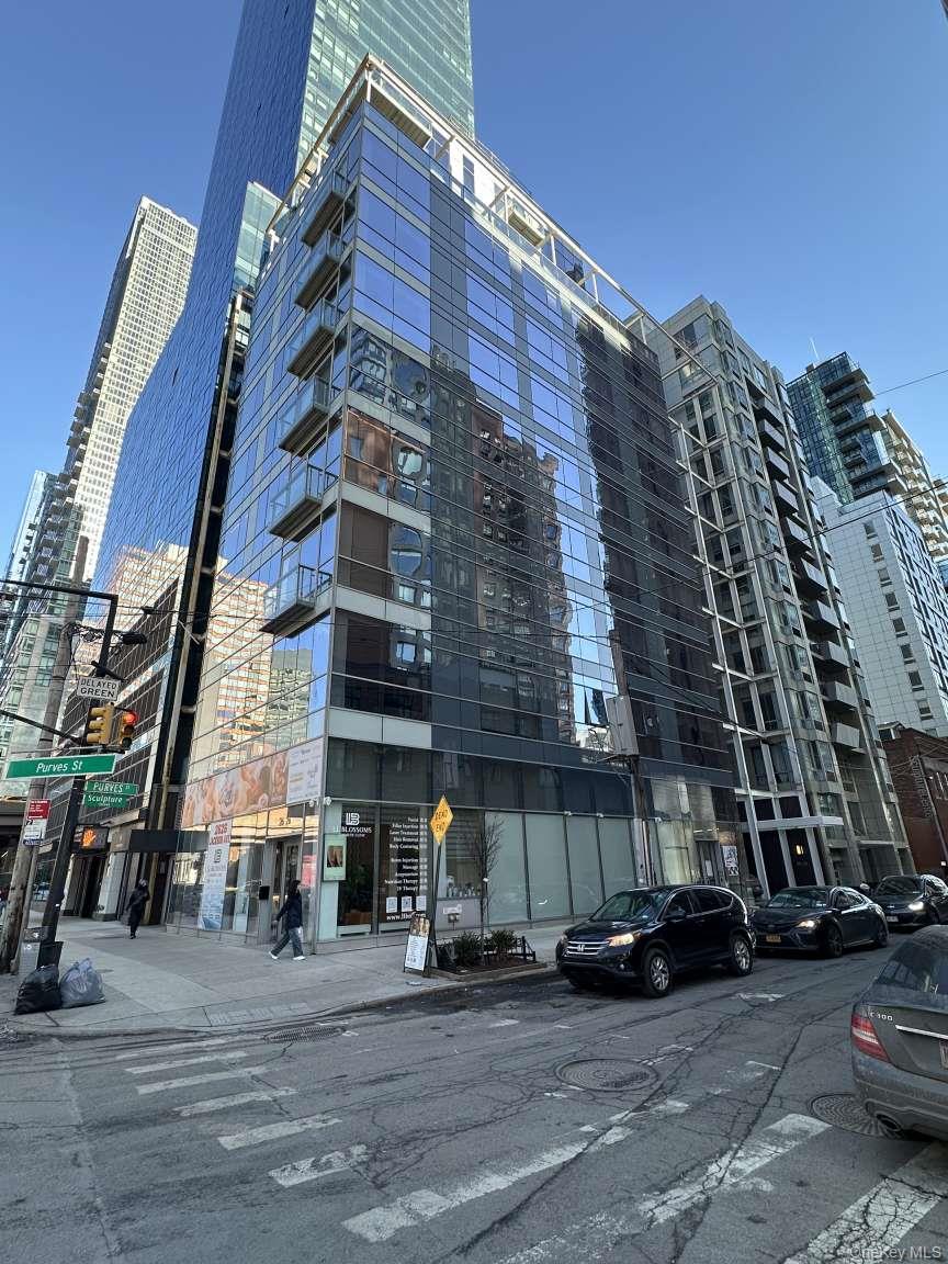 26-26 Jackson Avenue 303 — photo