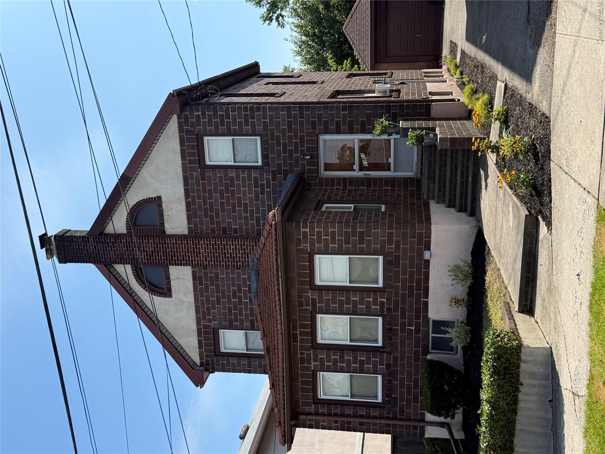 1303 139th Street — photo